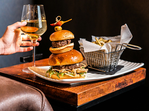 Картофель-фри и игристое вино: неожиданные сочетание для гурманов