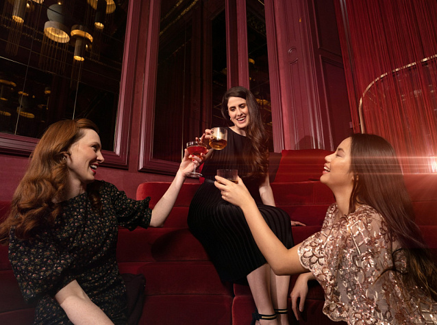 Коктейли на 8 Марта: лучшие напитки для праздника - Блог Мильстрим